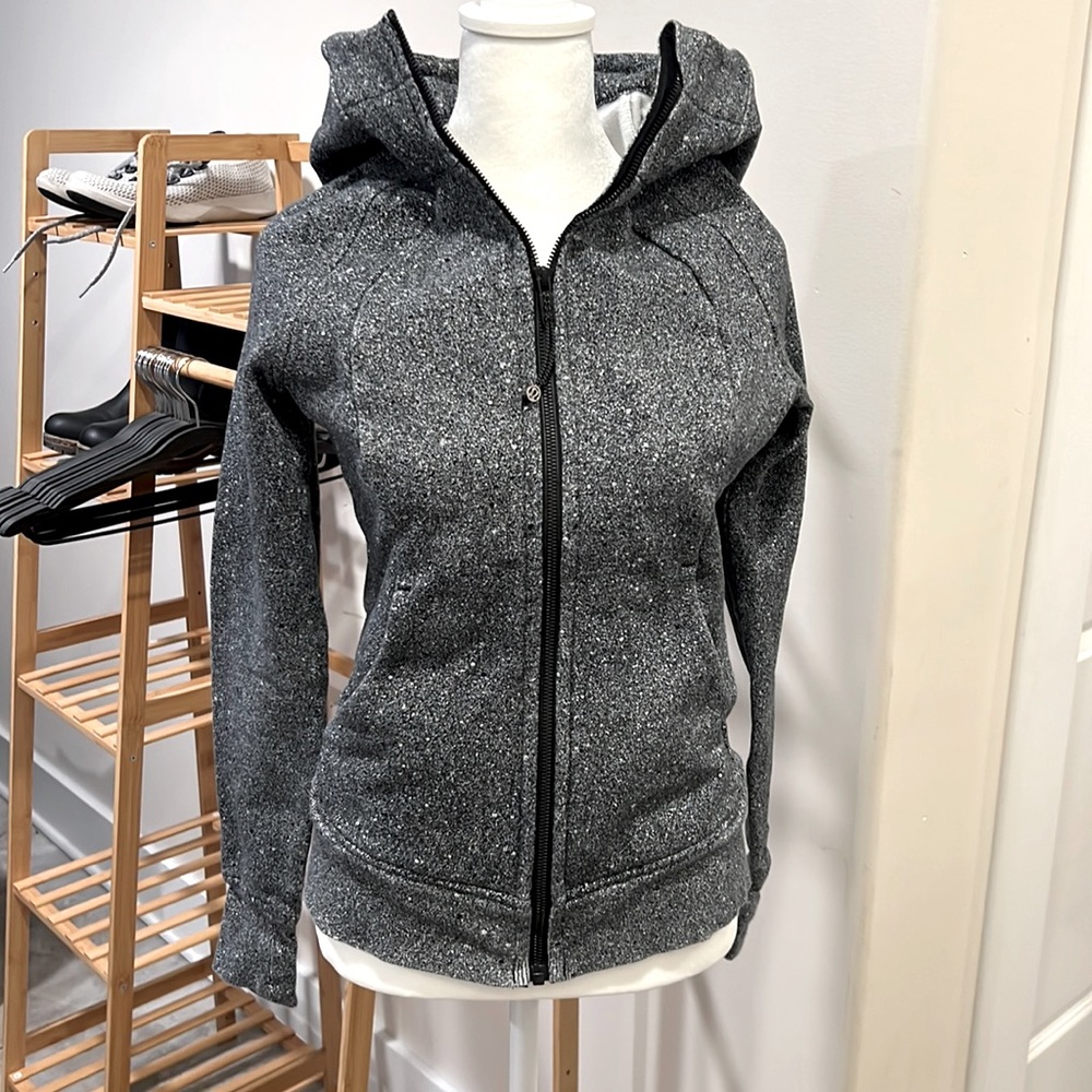 LULULEMON SCUBA HOODIE